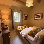 Holly - Village Location, 2miles From Penrith, District * Penrith