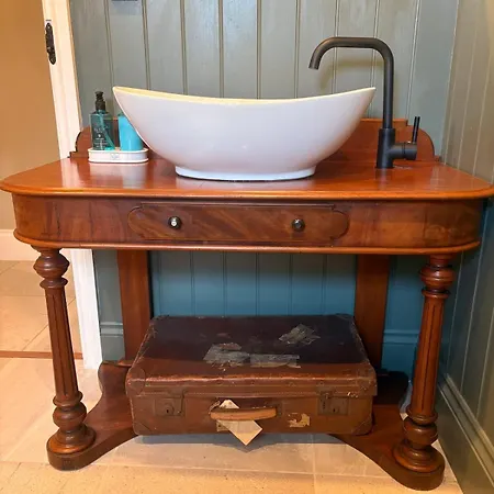 Holly - Village Location, 2miles From Penrith, District * Penrith