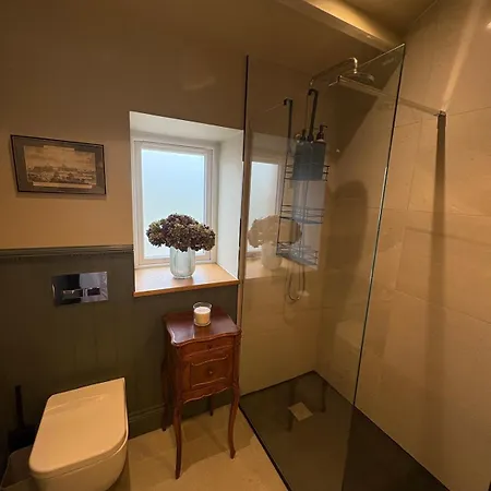 Holly - Village Location, 2miles From Penrith, District * Penrith